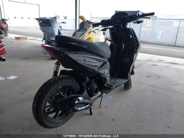 Piaggio Vespa 2020 ZAPC506B3L4003395 Image 4