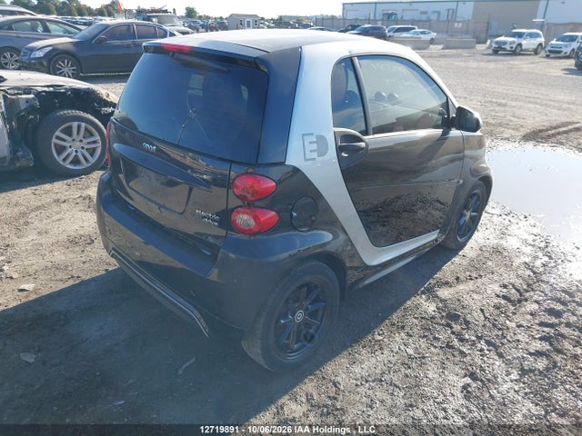 WMEEJ9AAXEK790581 Smart Fortwo Electric Drive Passion