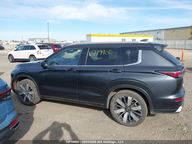 Mitsubishi Outlander 2026 JA4J4WAB5TZ606156 Image 14