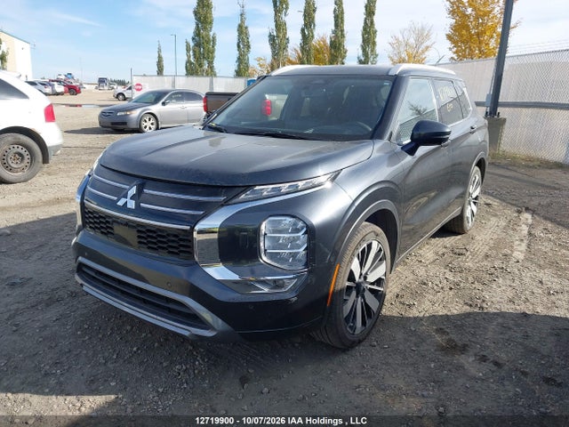 Mitsubishi Outlander 2026 JA4J4WAB5TZ606156 Image 2