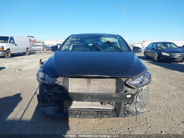 Продажа на аукционе авто 2018 Hyundai Elantra Gl Se, vin: KMHD84LF6JU642326, номер лота: 12719909