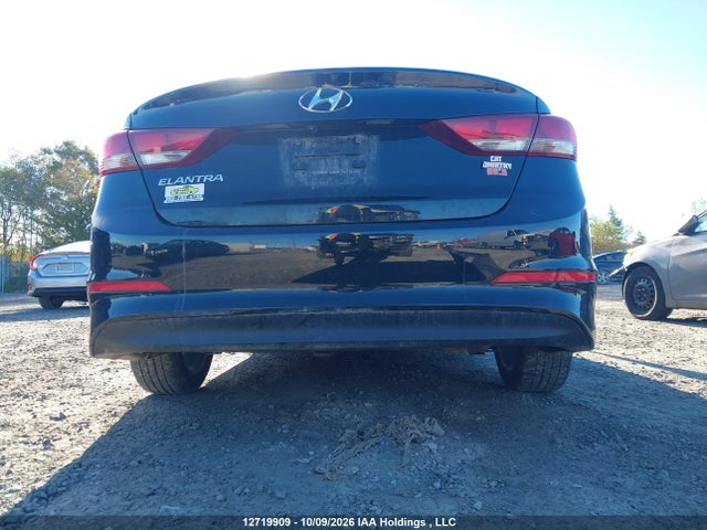 Продажа на аукционе авто 2018 Hyundai Elantra Gl Se, vin: KMHD84LF6JU642326, номер лота: 12719909
