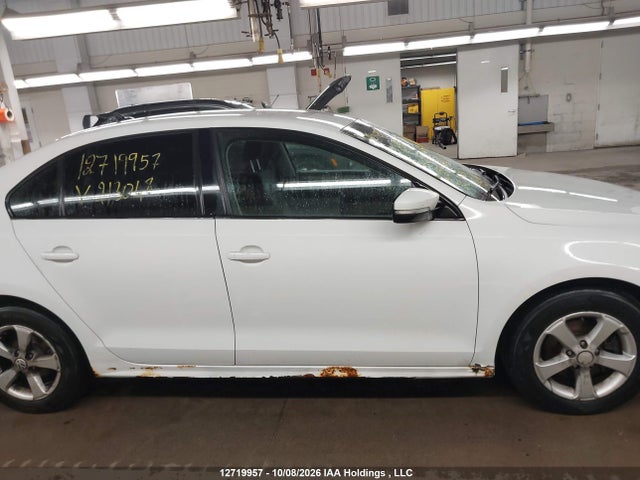 2015 Volkswagen Jetta Se მანქანა იყიდება აუქციონზე, vin: 3VWB07AJ1FM213048, აუქციონის ნომერი: 12719957