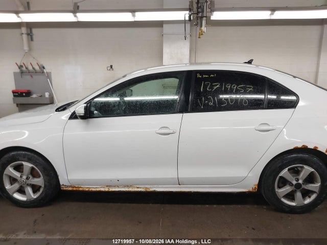 2015 Volkswagen Jetta Se მანქანა იყიდება აუქციონზე, vin: 3VWB07AJ1FM213048, აუქციონის ნომერი: 12719957