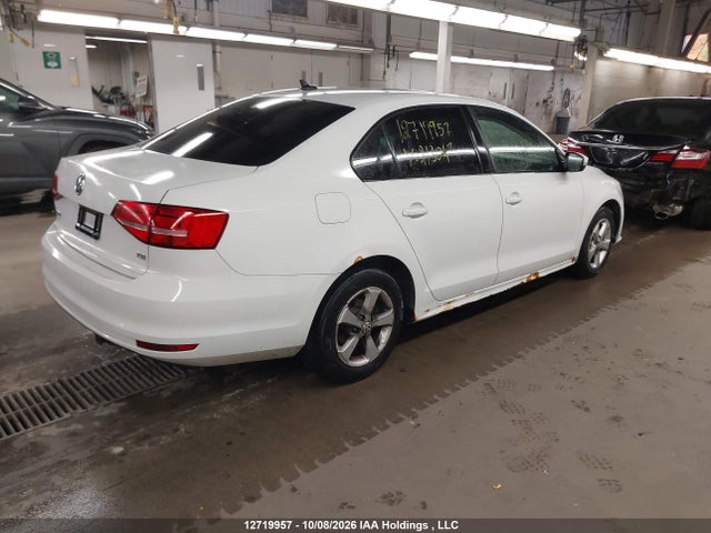 2015 Volkswagen Jetta Se მანქანა იყიდება აუქციონზე, vin: 3VWB07AJ1FM213048, აუქციონის ნომერი: 12719957