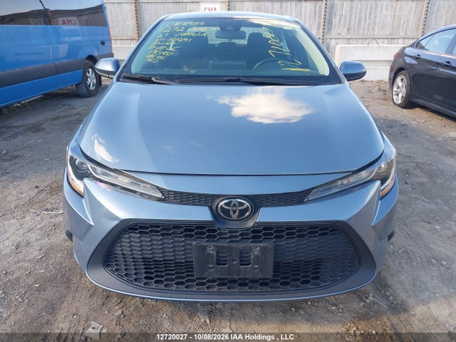 5YFBPMBE0MP210291 Toyota COROLLA LE