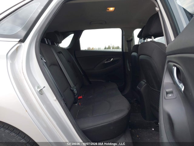12720036 :رقم المزاد ، KMHH35LE4JU072307 vin ، 2018 Hyundai Elantra Gt Gl مزاد بيع
