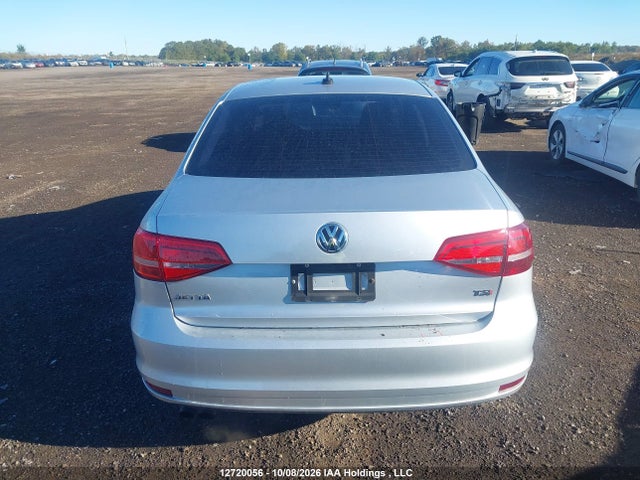 3VWD07AJXFM422555 Volkswagen Jetta 1.8 Tsi Comfortline/1.8 Tsi Trendline+