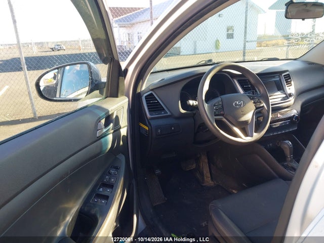 Hyundai Tucson Base 2.0l 2018 KM8J2CA43JU761483 Image 20