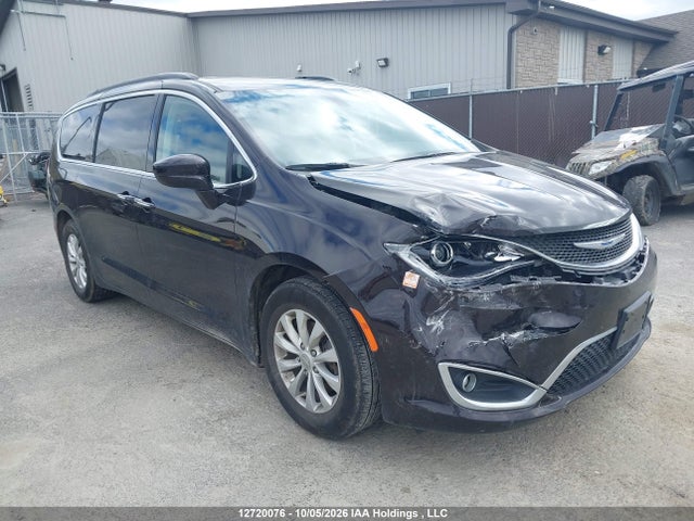 Продажа на аукционе авто 2018 Chrysler Pacifica Touring, vin: 2C4RC1FG0JR194741, номер лота: 12720076