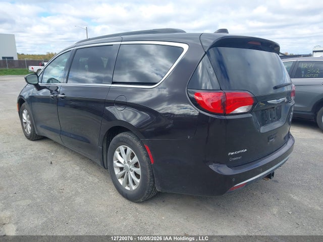 Продаж на аукціоні авто 2018 Chrysler Pacifica Touring, vin: 2C4RC1FG0JR194741, номер лоту: 12720076