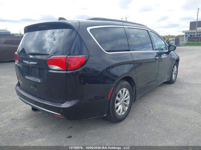 Продаж на аукціоні авто 2018 Chrysler Pacifica Touring, vin: 2C4RC1FG0JR194741, номер лоту: 12720076