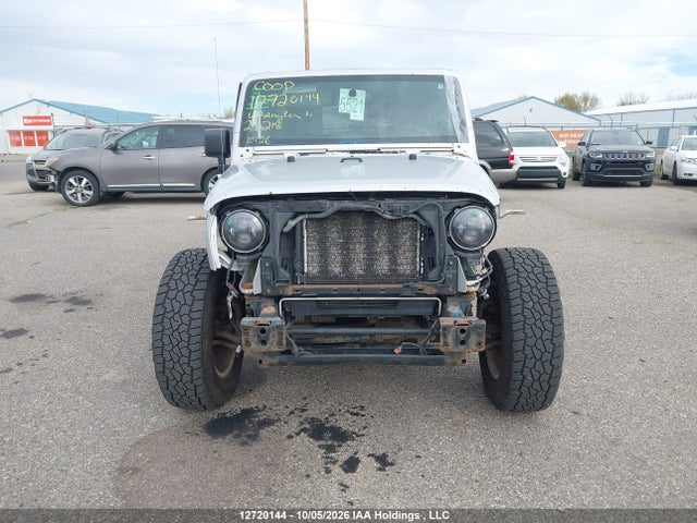 12720144 :رقم المزاد ، 1J4BA5H11AL215218 vin ، 2010 Jeep Wrangler Unlimited Sahara مزاد بيع