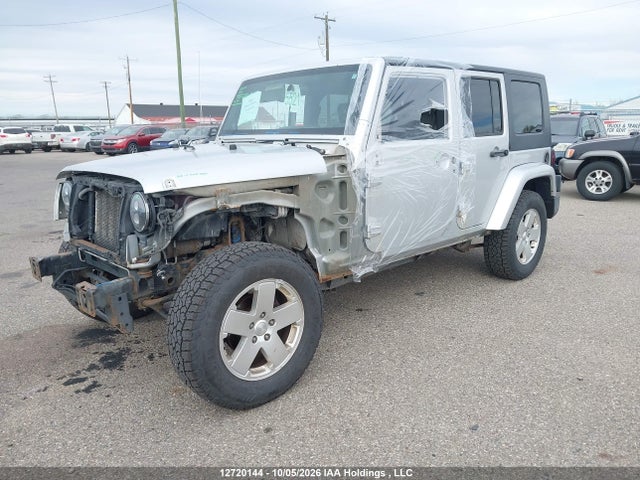 12720144 :رقم المزاد ، 1J4BA5H11AL215218 vin ، 2010 Jeep Wrangler Unlimited Sahara مزاد بيع