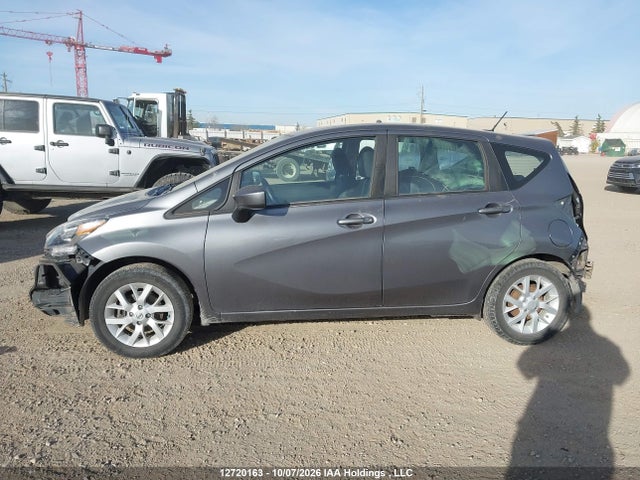 2018 Nissan Versa Note 1.6 S/1.6 Sr/1.6 Sv მანქანა იყიდება აუქციონზე, vin: 3N1CE2CP0JL365465, აუქციონის ნომერი: 12720163