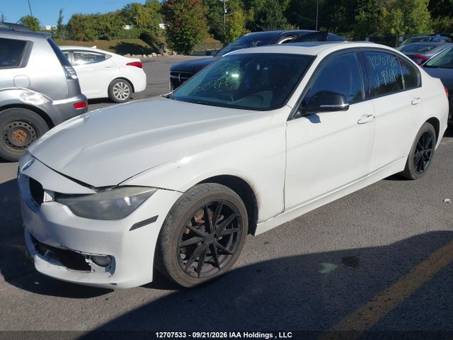 2014 Bmw 320i Xdrive მანქანა იყიდება აუქციონზე, vin: WBA3C3C52EF985593, აუქციონის ნომერი: 12707533