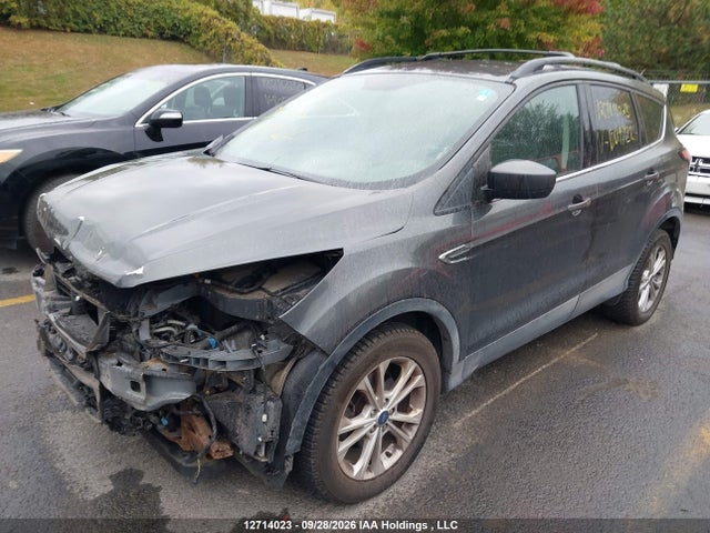 12714023 :رقم المزاد ، 1FMCU0GD3JUD09722 vin ، 2018 Ford Escape Se مزاد بيع