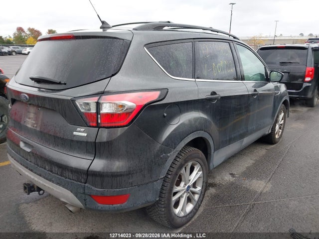 12714023 :رقم المزاد ، 1FMCU0GD3JUD09722 vin ، 2018 Ford Escape Se مزاد بيع
