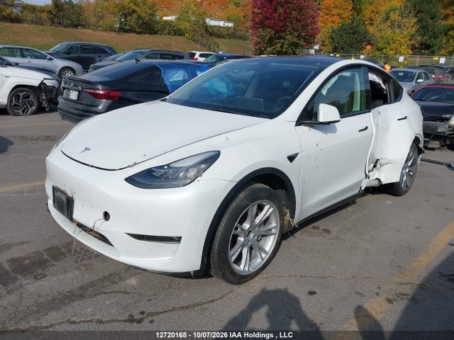 Tesla Model Y Long Range 2021 5YJYGDEE4MF284282 Image 2