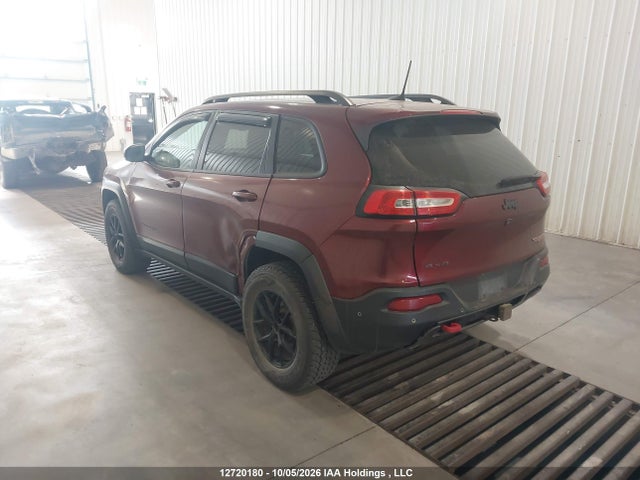 2018 Jeep Cherokee Trailhawk მანქანა იყიდება აუქციონზე, vin: 1C4PJMBX8JD613782, აუქციონის ნომერი: 12720180