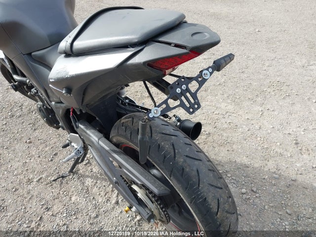 Yamaha Yzfr3 A 2020 MH3RH18N0LK001780 Image 23