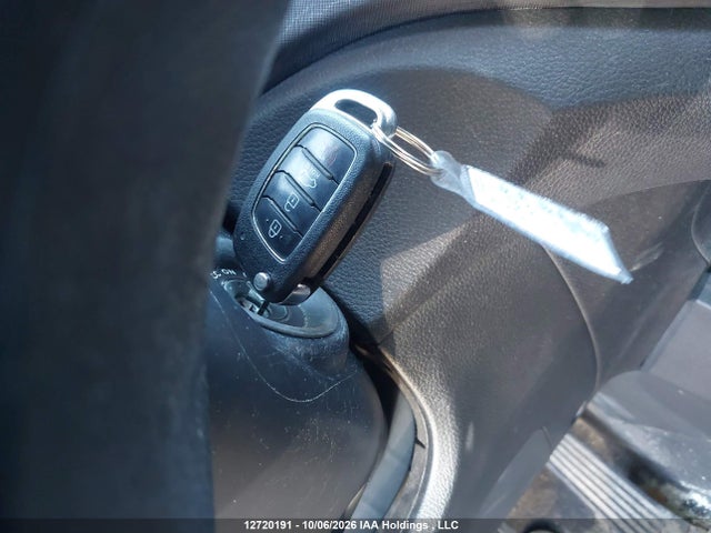 Продаж на аукціоні авто 2017 Hyundai Santa Fe Sport, vin: 5XYZU3LB1HG456279, номер лоту: 12720191