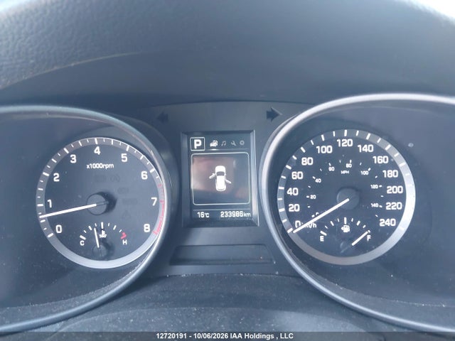Продаж на аукціоні авто 2017 Hyundai Santa Fe Sport, vin: 5XYZU3LB1HG456279, номер лоту: 12720191