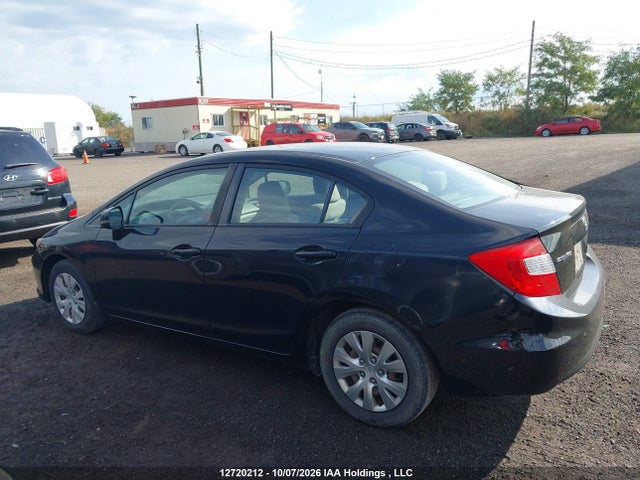 Продажа на аукционе авто 2012 Honda Civic Lx, vin: 2HGFB2F41CH017563, номер лота: 12720212