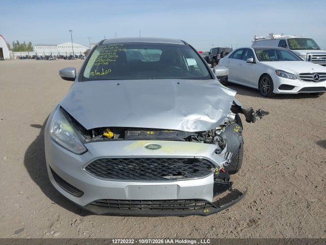 Ford FOCUS SE 2018 1FADP3K21JL218919 Image 13