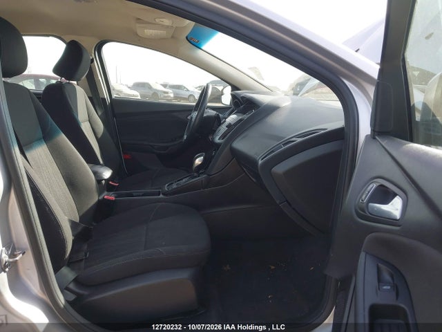 Ford FOCUS SE 2018 1FADP3K21JL218919 Image 5