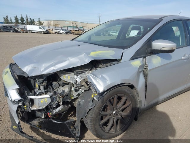 Ford FOCUS SE 2018 1FADP3K21JL218919 Image 6