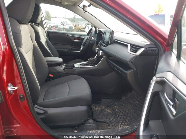 Продаж на аукціоні авто 2021 Toyota Rav4 Xle/xle Premium, vin: 2T3R1RFV4MW170942, номер лоту: 12720233