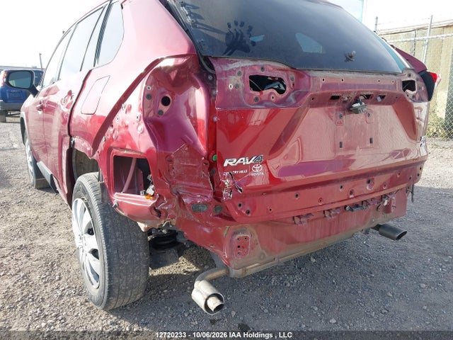 Продаж на аукціоні авто 2021 Toyota Rav4 Xle/xle Premium, vin: 2T3R1RFV4MW170942, номер лоту: 12720233