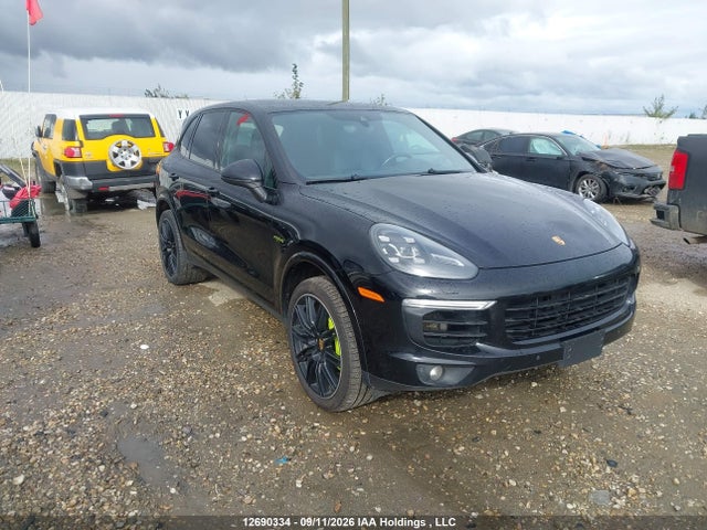 2018 WP1AE2A2XJLA70735 main image