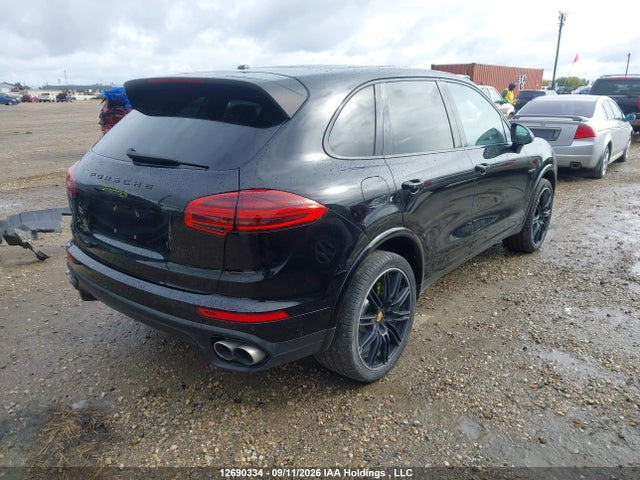 WP1AE2A2XJLA70735 Porsche Cayenne E-hybrid S/s Platinum Edition