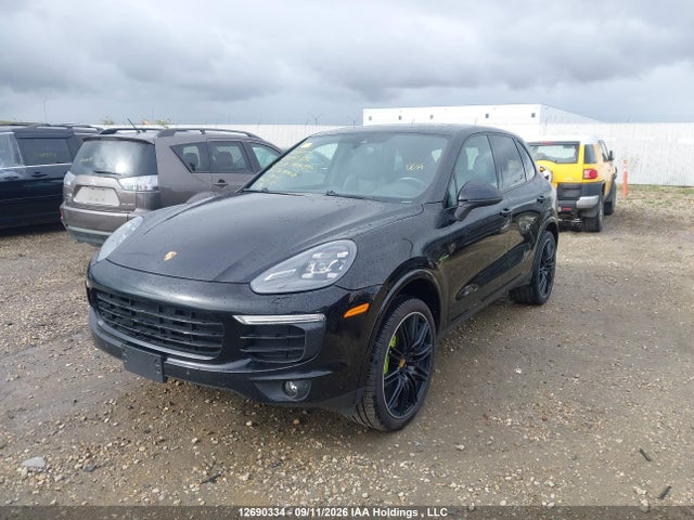 WP1AE2A2XJLA70735 Porsche Cayenne E-hybrid S/s Platinum Edition