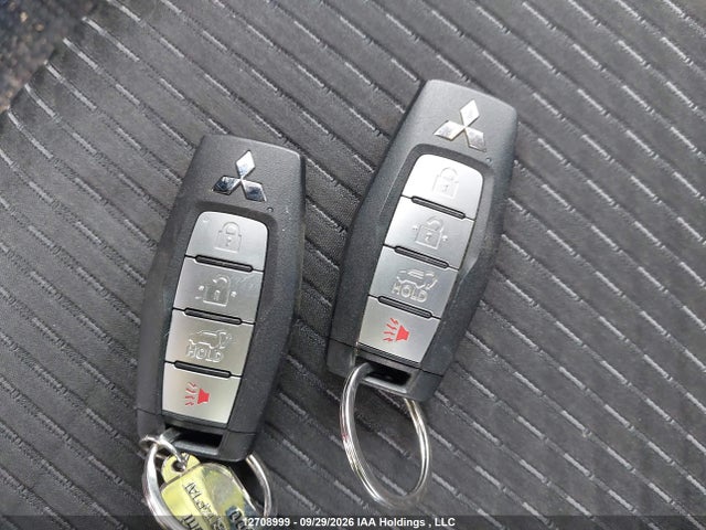 12708999 :رقم المزاد ، JA4J4UA8XNZ618993 vin ، 2022 Mitsubishi Outlander Le/le Premium/se/sel مزاد بيع