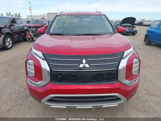12708999 :رقم المزاد ، JA4J4UA8XNZ618993 vin ، 2022 Mitsubishi Outlander Le/le Premium/se/sel مزاد بيع