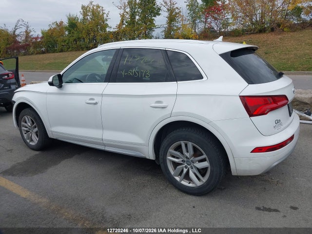Audi Q5 PREMIUM 2018 WA1ANAFY7J2215173 Image 15