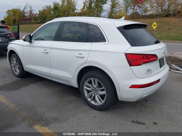 Audi Q5 PREMIUM 2018 WA1ANAFY7J2215173 Image 3
