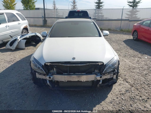 Продаж на аукціоні авто 2018 Mercedes-benz C 300 4matic, vin: 55SWF4KB0JU240763, номер лоту: 12660258
