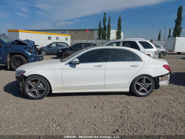 Продаж на аукціоні авто 2018 Mercedes-benz C 300 4matic, vin: 55SWF4KB0JU240763, номер лоту: 12660258