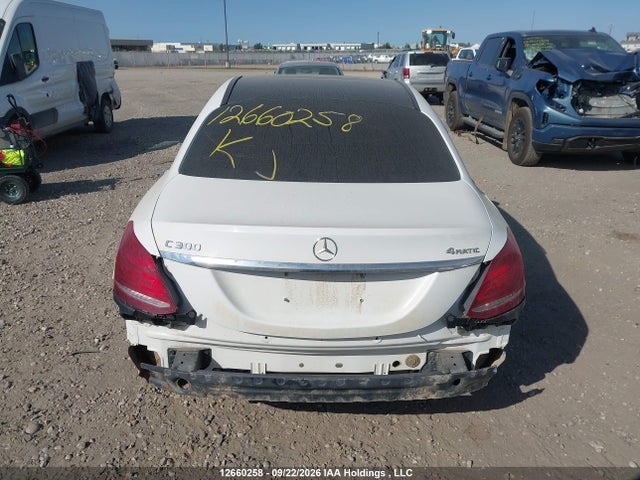 Продаж на аукціоні авто 2018 Mercedes-benz C 300 4matic, vin: 55SWF4KB0JU240763, номер лоту: 12660258
