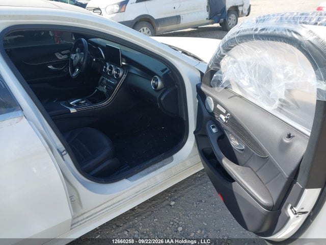 Продаж на аукціоні авто 2018 Mercedes-benz C 300 4matic, vin: 55SWF4KB0JU240763, номер лоту: 12660258