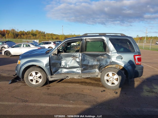 2011 Ford Escape Xlt Automatic მანქანა იყიდება აუქციონზე, vin: 1FMCU9DG8BKC45354, აუქციონის ნომერი: 12720253