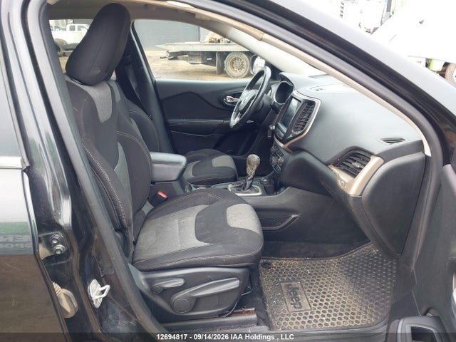 12694817 :رقم المزاد ، 1C4PJMCS3EW168171 vin ، 2014 Jeep Cherokee North مزاد بيع