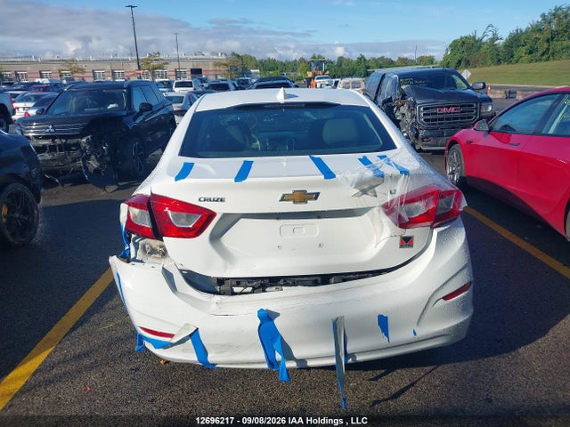 12696217 :رقم المزاد ، 3G1BE5SM7GS598185 vin ، 2016 Chevrolet Cruze Lt Auto مزاد بيع