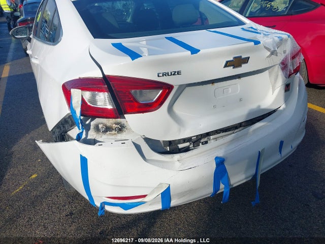 12696217 :رقم المزاد ، 3G1BE5SM7GS598185 vin ، 2016 Chevrolet Cruze Lt Auto مزاد بيع