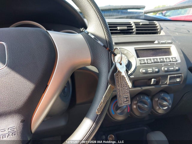 2008 Honda Fit Dx მანქანა იყიდება აუქციონზე, vin: JHMGD38238S807752, აუქციონის ნომერი: 12701207