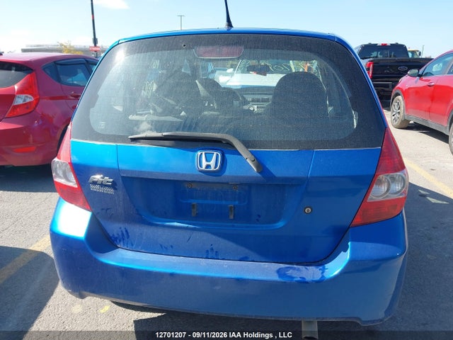 2008 Honda Fit Dx მანქანა იყიდება აუქციონზე, vin: JHMGD38238S807752, აუქციონის ნომერი: 12701207